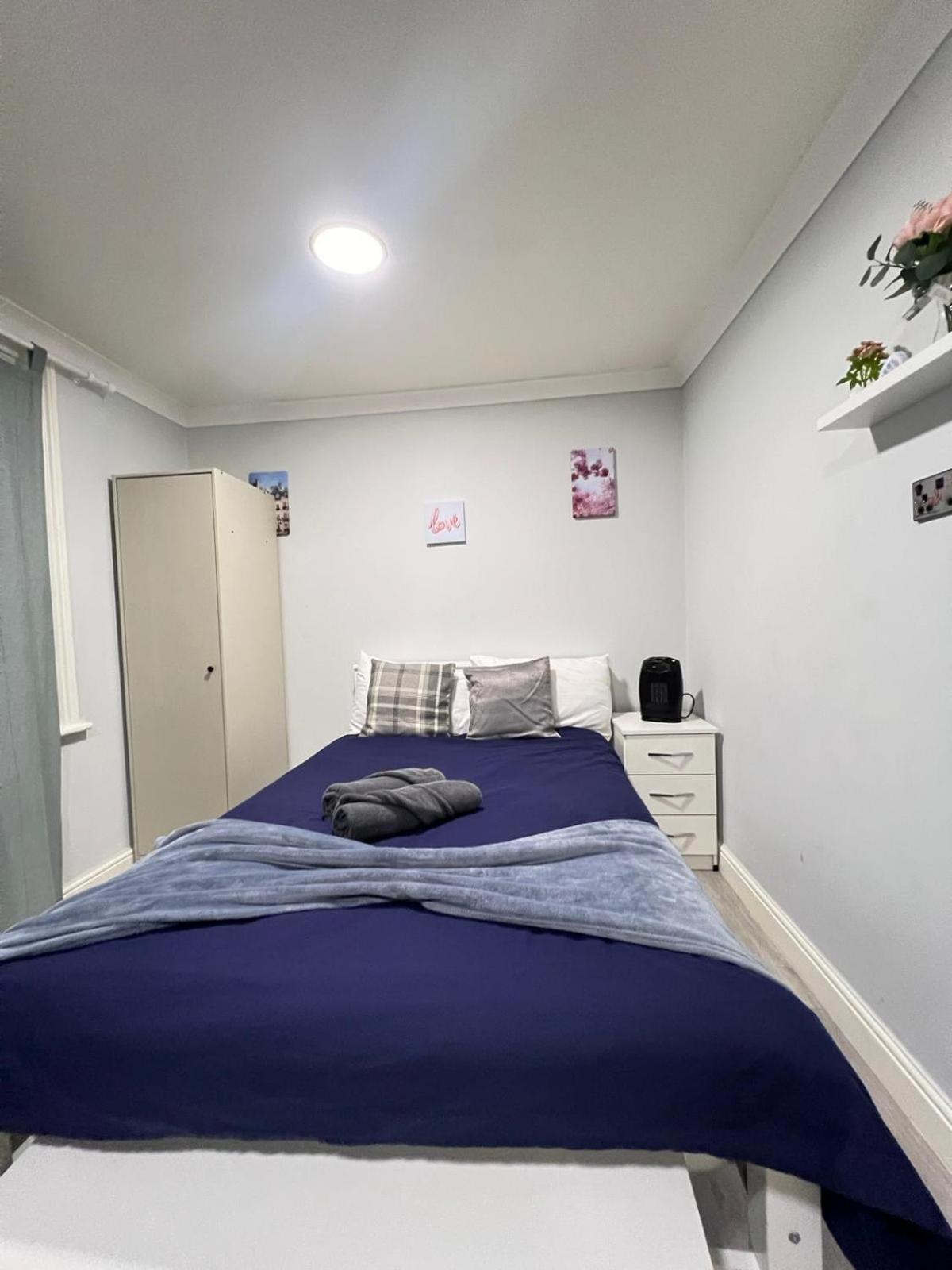 Acton House Appartamento Londra